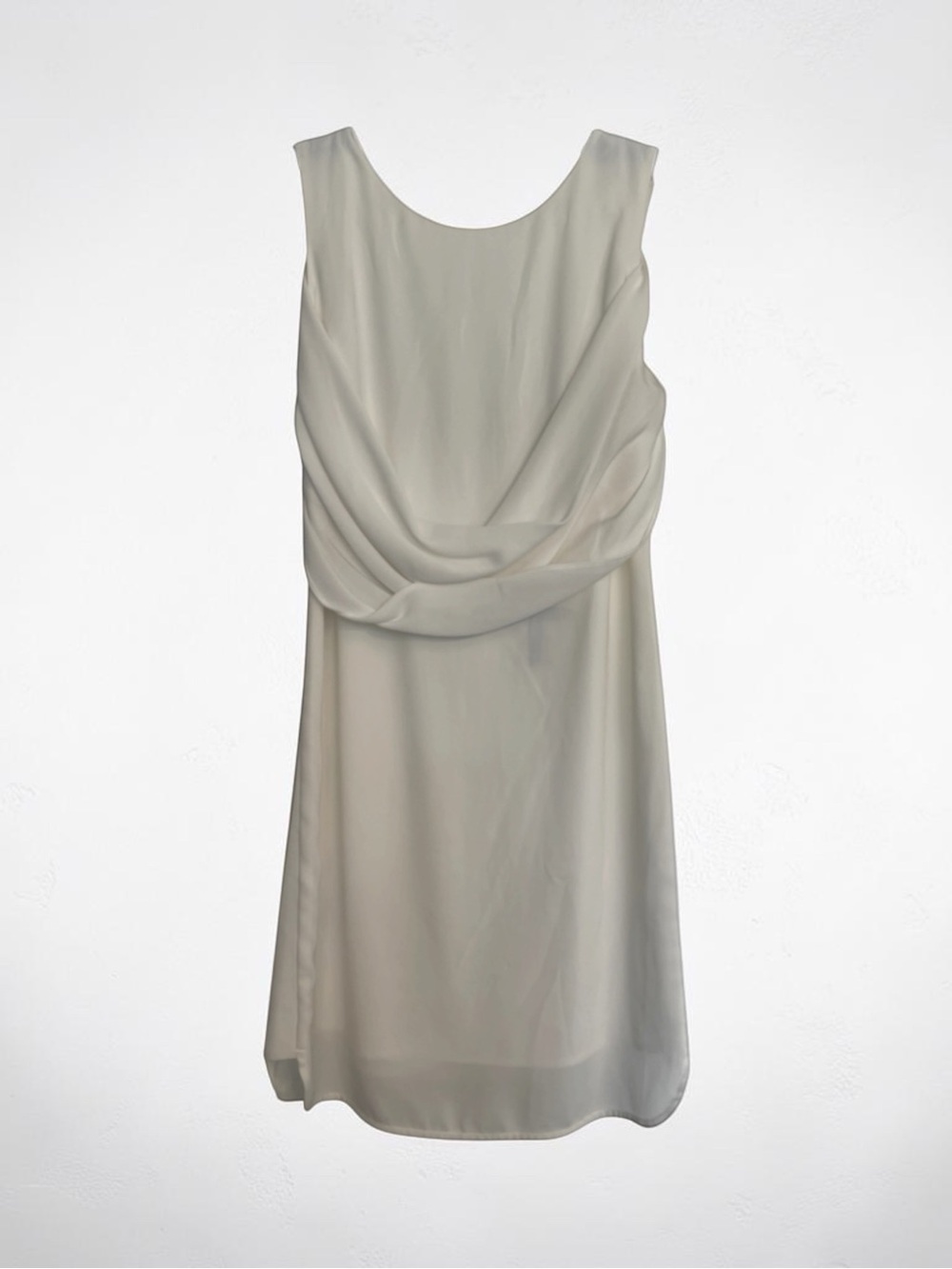 BCBGMaxAzria White Sleeveless Draped Shift Dress